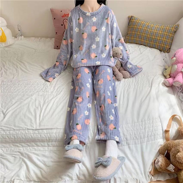 Flauschiger Korallenfleece-Schlafanzug mit Bärenmotiv