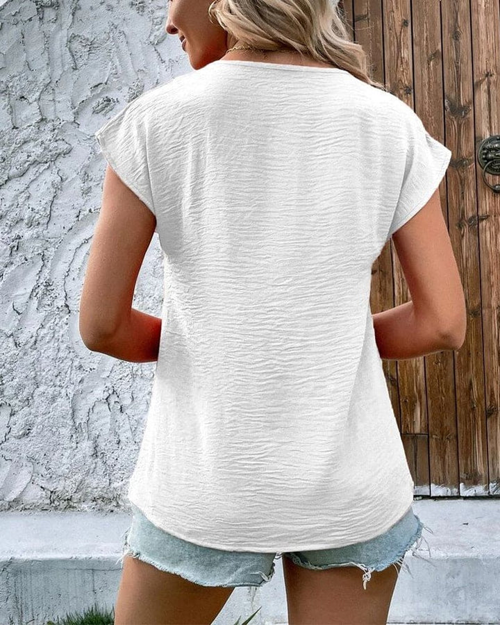 Echoarchiv | T-Shirt mit Kurzen Ärmeln und Einem V-Ausschnitt