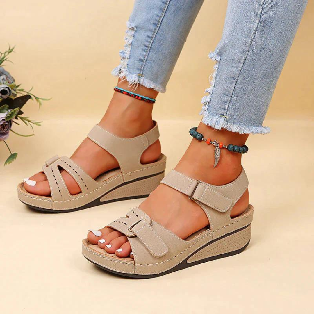 Echoarchiv | Orthopädische Sandalen | Bequeme und stützende Damensandalen