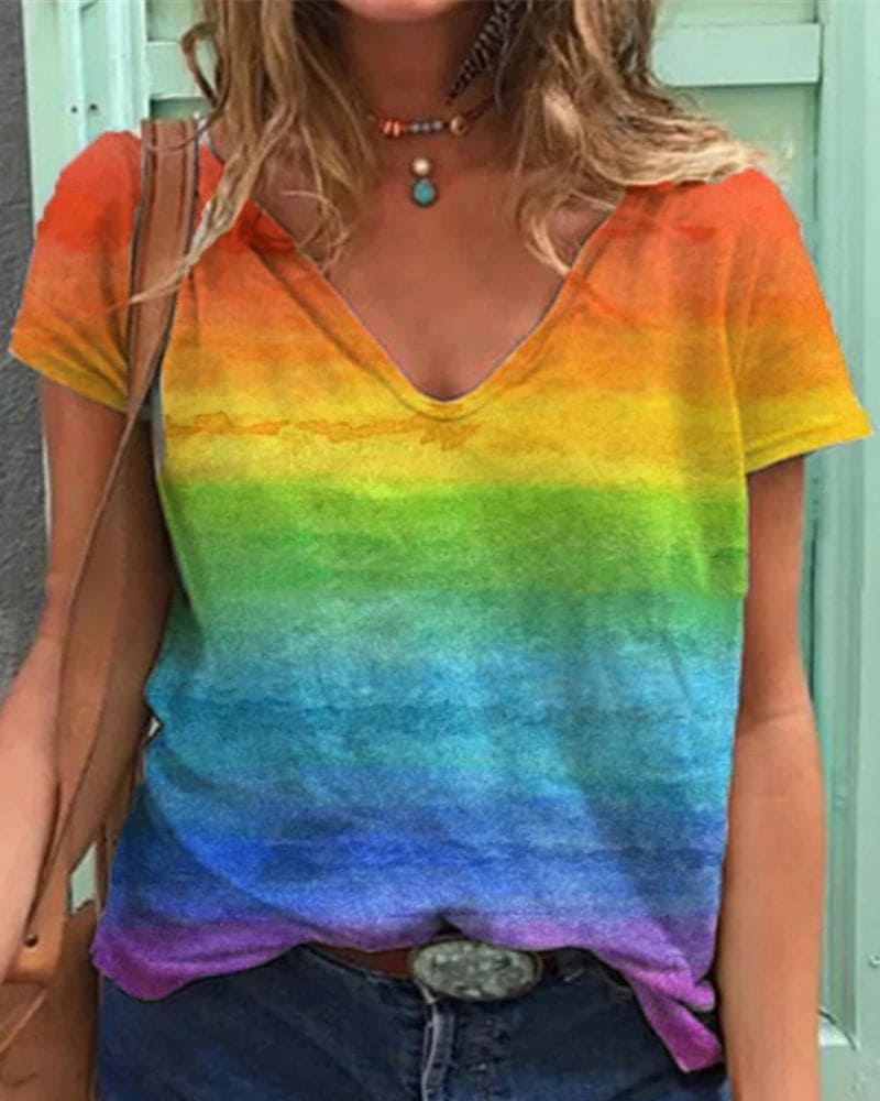Echoarchiv | Luftiges T-shirt mit V-ausschnitt und Regenbogenmuster