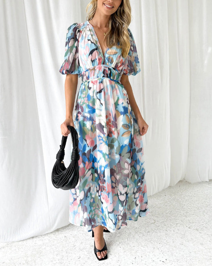 Echoarchiv | Elegantes Kleid mit Blumendruck und V-Ausschnitt