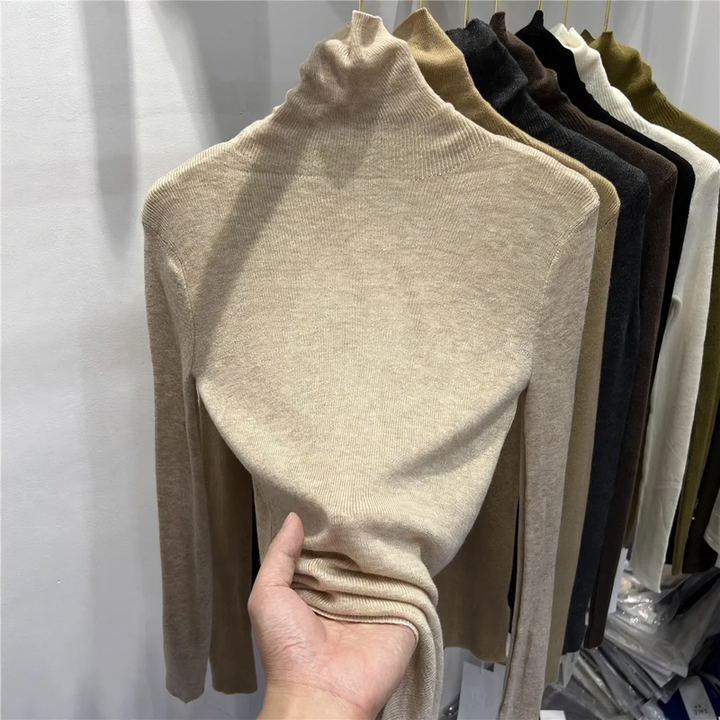 Weicher Rollkragen-Strickpullover