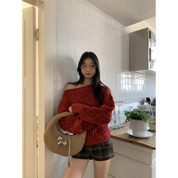 Kurzer Strickpullover mit Rautenmuster