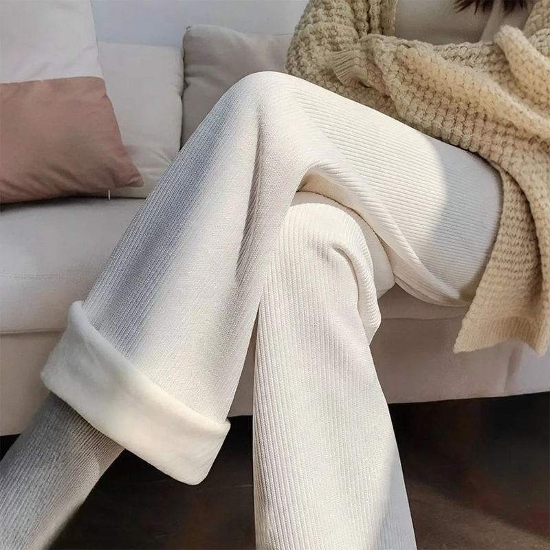 Gerade geschnittene Cordhose für Damen