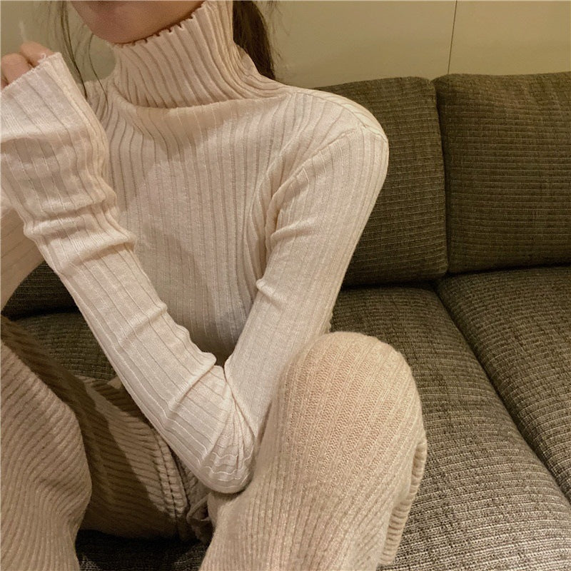 Eleganter Damen-Strickpullover mit Stehkragen, körperbetont