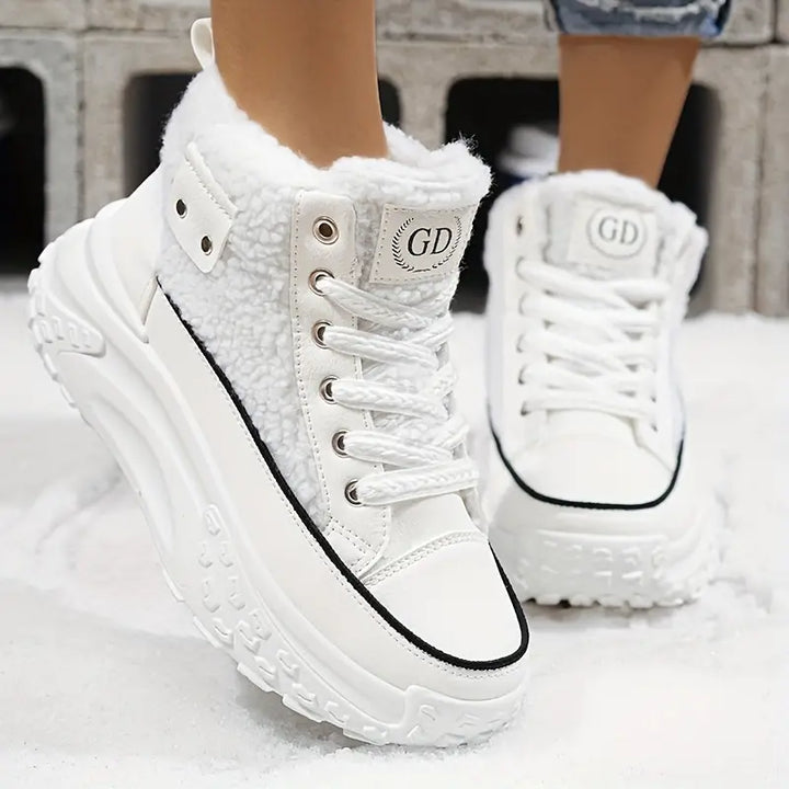 Schneestiefel aus Samt