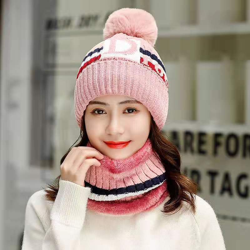 Winter-Strickset: Mütze und Schal für Damen