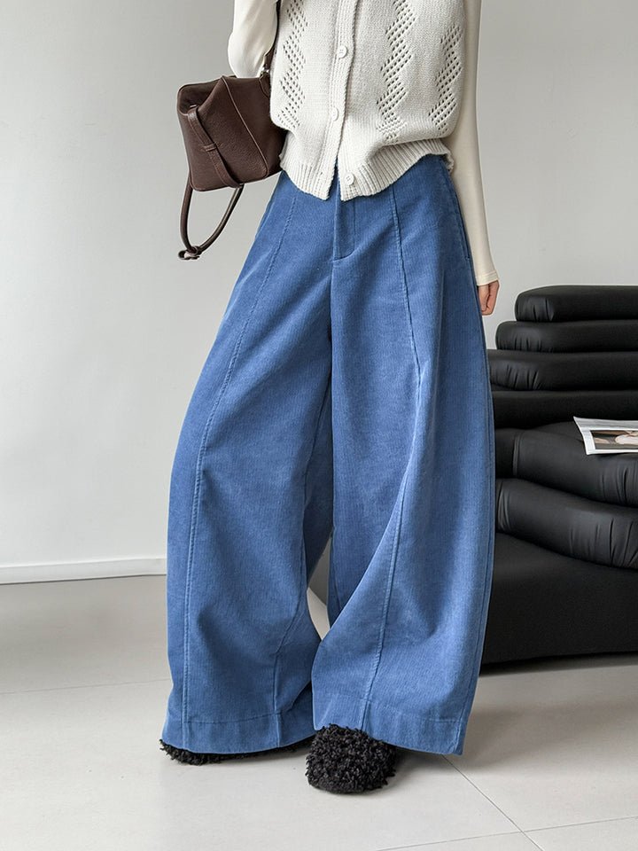 Gefütterte Kord-Weithose im Retro-Stil