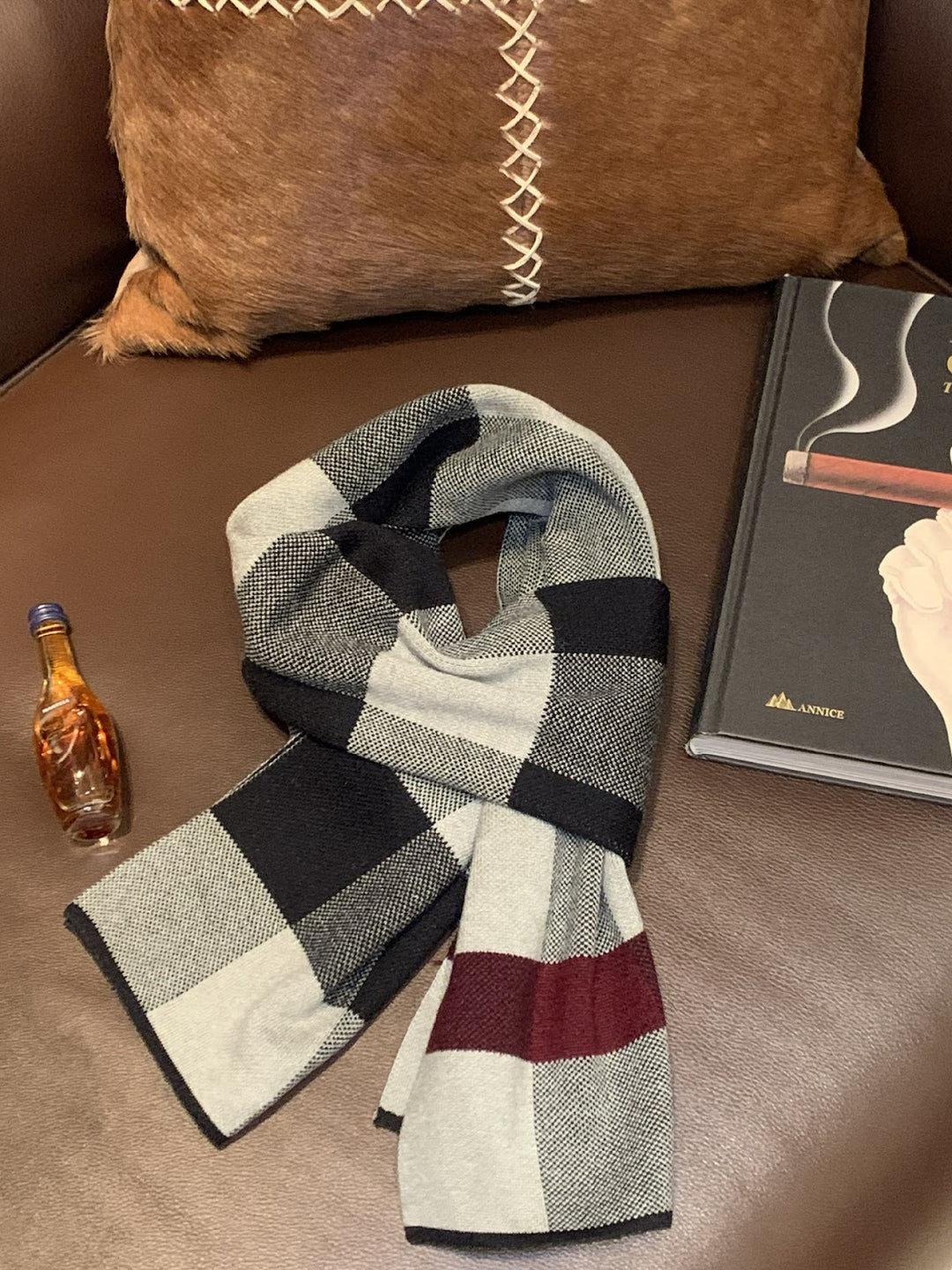 Moderner Strickschal für Herren, 180x30cm