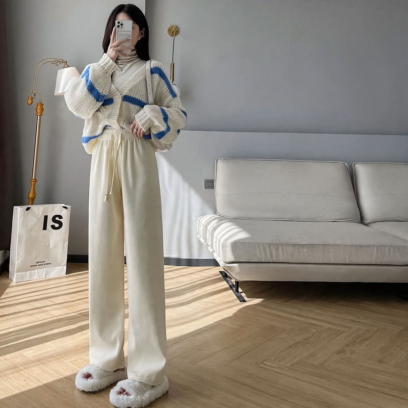 Kord-Hosen mit weitem Bein für Damen