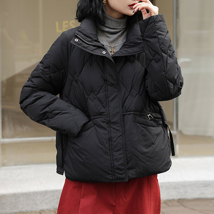 Kurze, gefütterte Damen-Daunenjacke