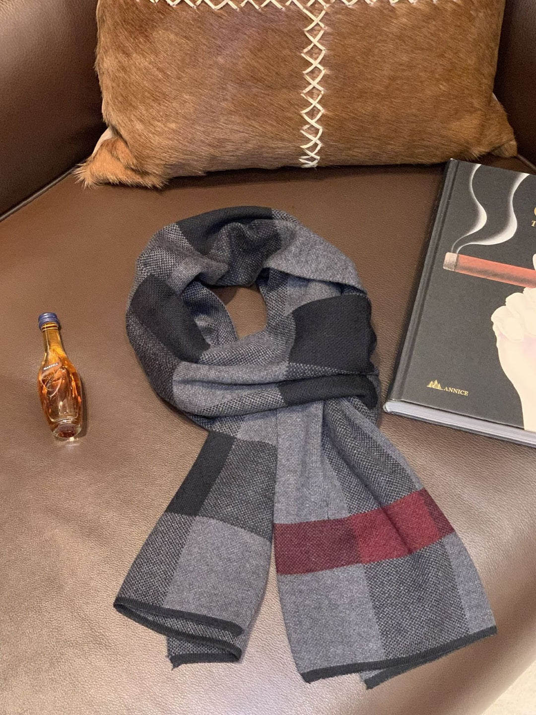 Moderner Strickschal für Herren, 180x30cm