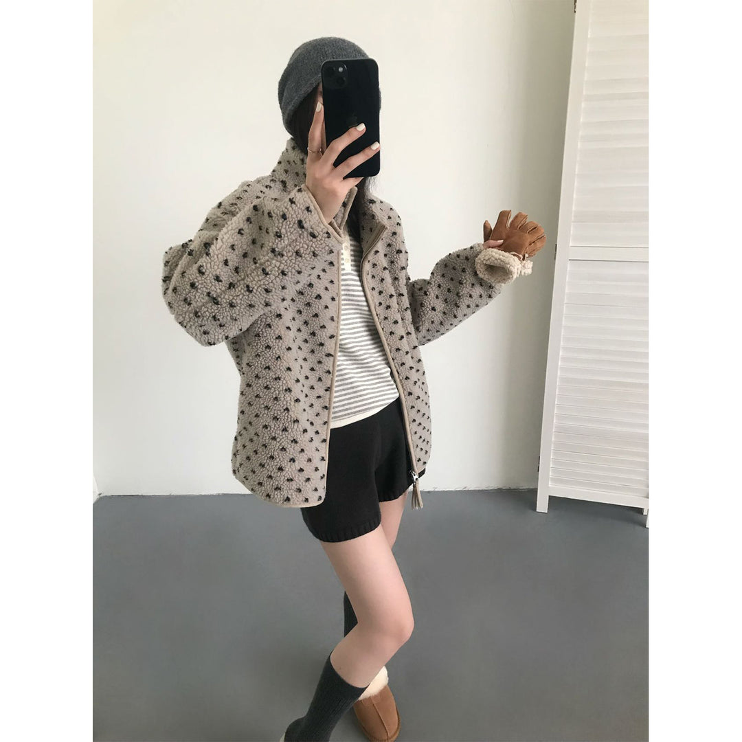 Gepunktete Lammfleece-Jacke mit Reißverschluss