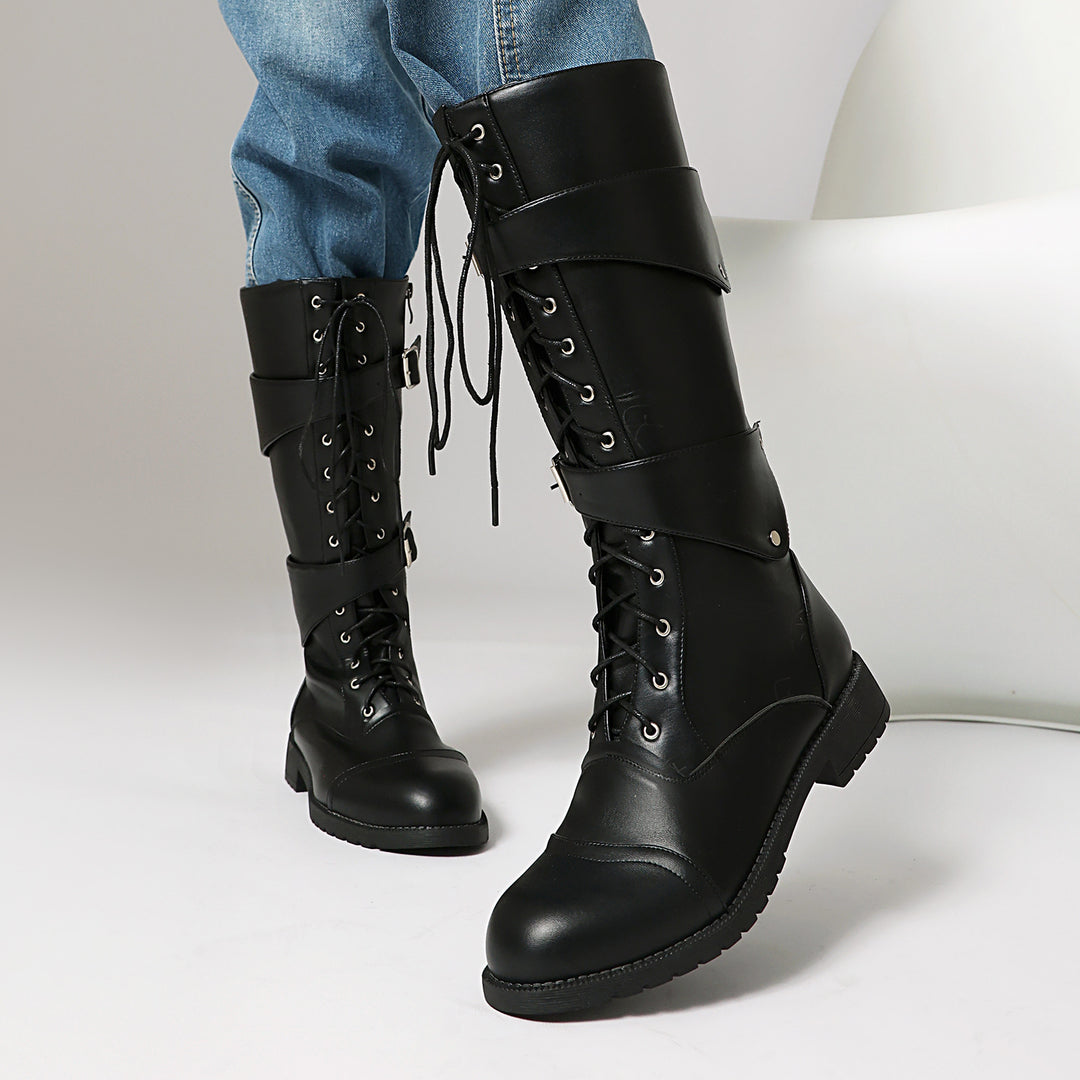 Herren-Stiefel mit Schnallen und Schnürung