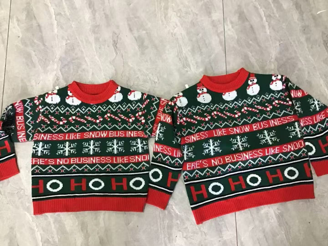Lockerer Strickpullover mit weihnachtlichem Motiv
