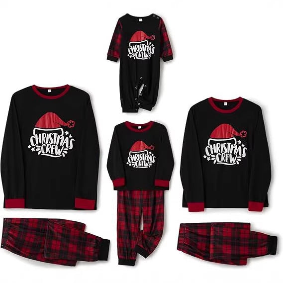 Weihnachts-Pyjama-Set für die Familie mit Karomuster