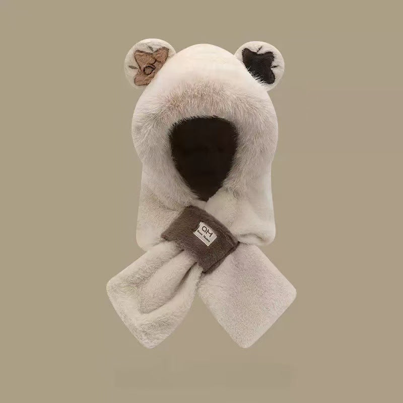 Flauschiges Set aus Mütze mit Fuchs-Ohren und Schal