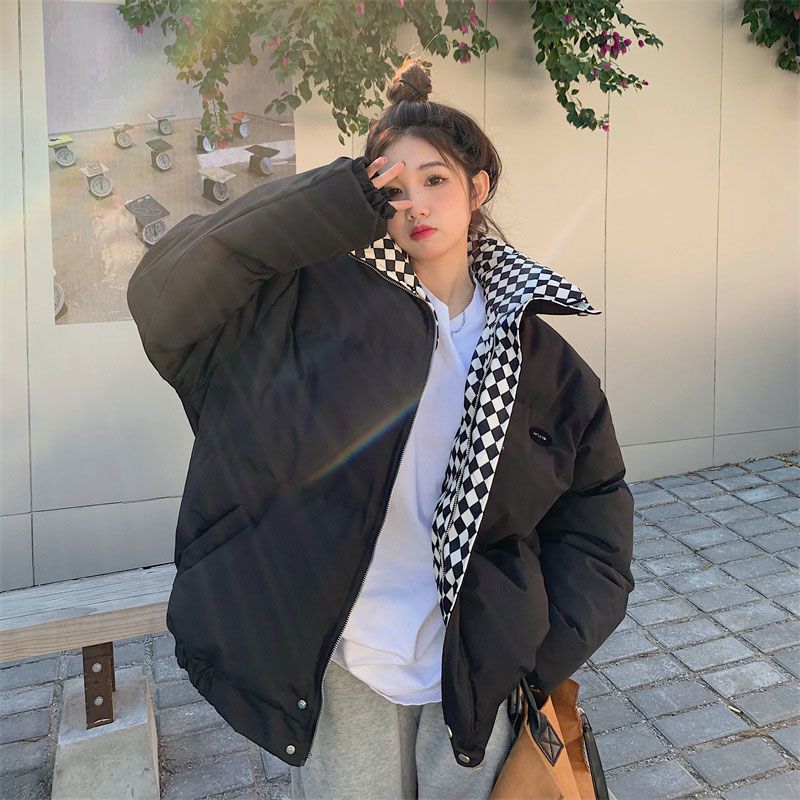 Kurze Damen-Steppjacke mit Stehkragen