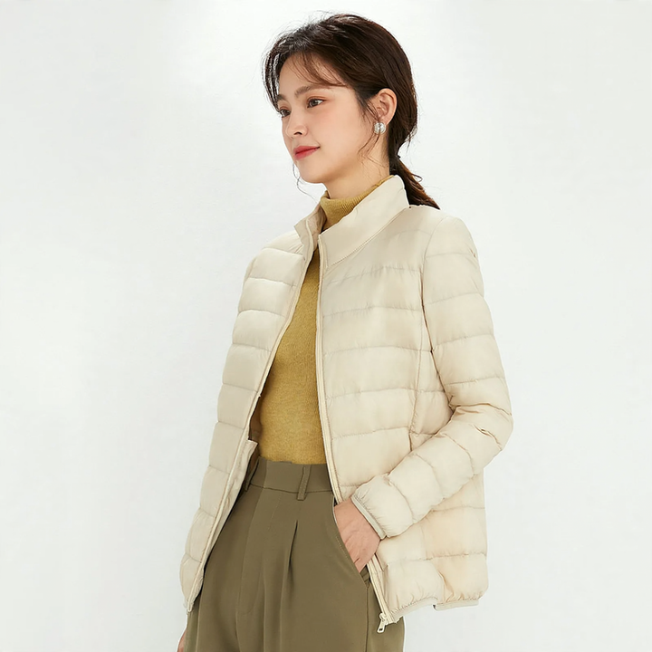 Leichte Daunenjacke für Damen, Stehkragen, weiß, Entendaune