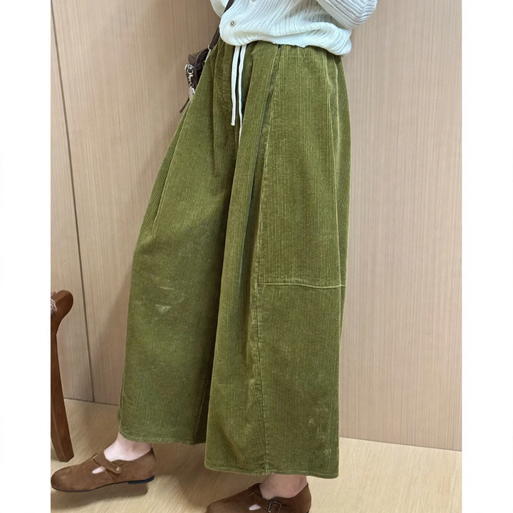 Damen-Cordhose mit weitem Bein, gefüttert