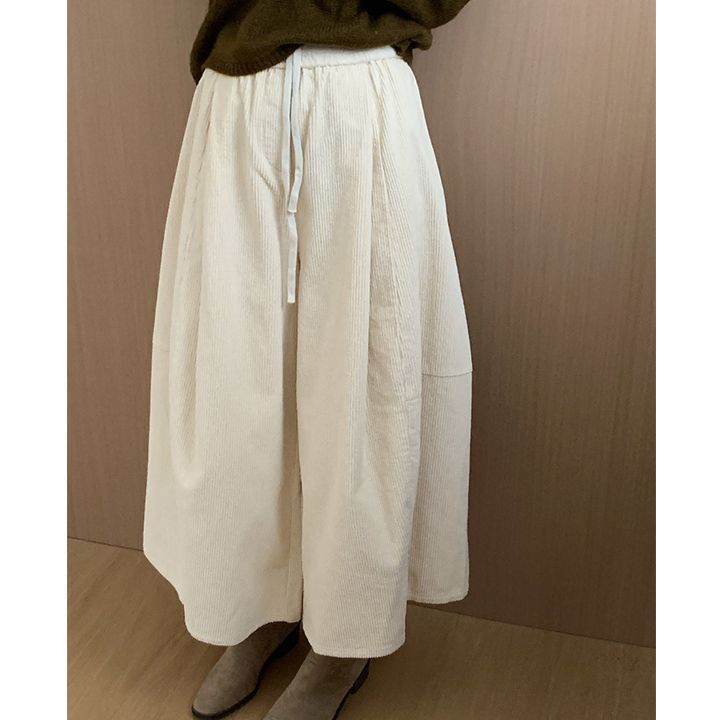 Damen-Cordhose mit weitem Bein, gefüttert