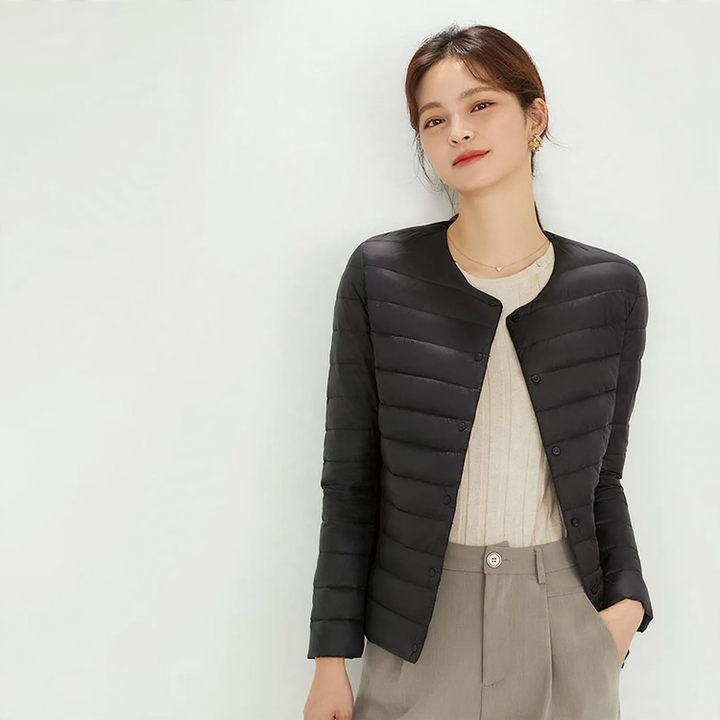 Leichte, komprimierbare Daunenjacke für Damen