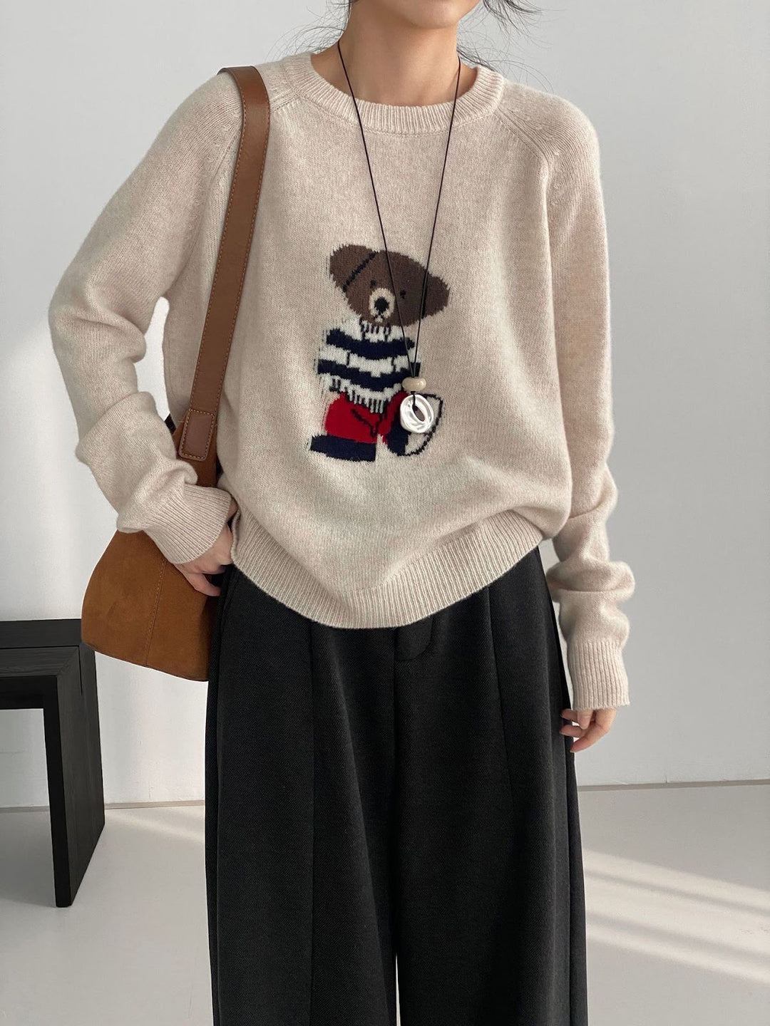 Damen-Strickpullover, Rundhalsausschnitt, Bären-Stickerei