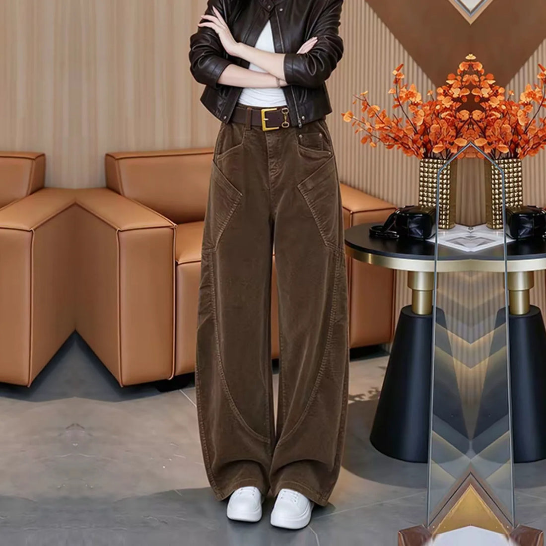 Retro-Cordhose mit hohem Bund, weit geschnitten