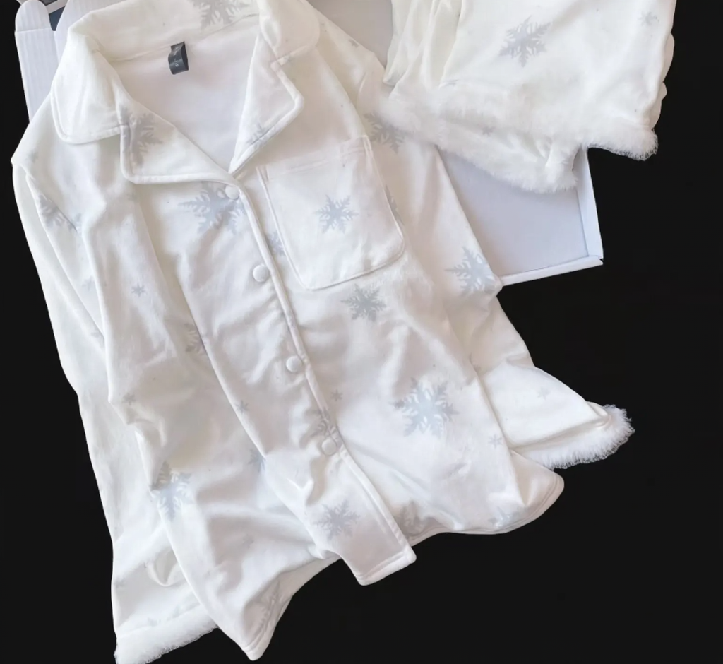 Damen-Pyjama mit Schneeflocken-Muster, Insel-Fleece