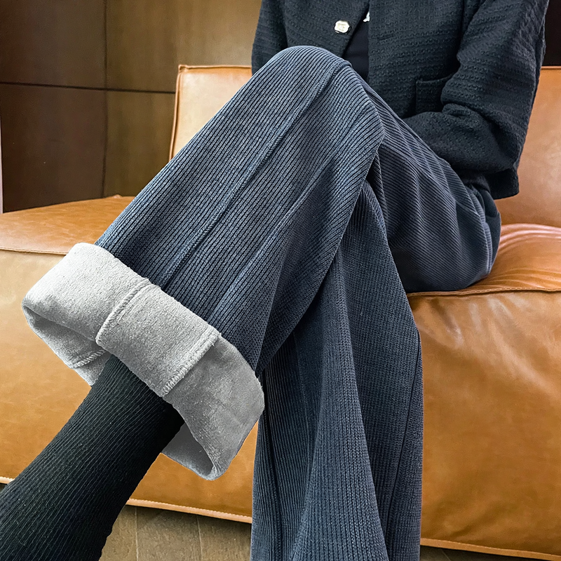 Damen-Cordhose, weit geschnitten, mit Lammfleece-Futter