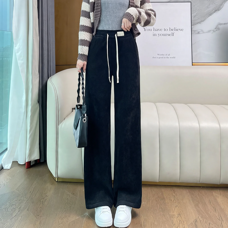 Schmale Chenille-Kordhose für Damen