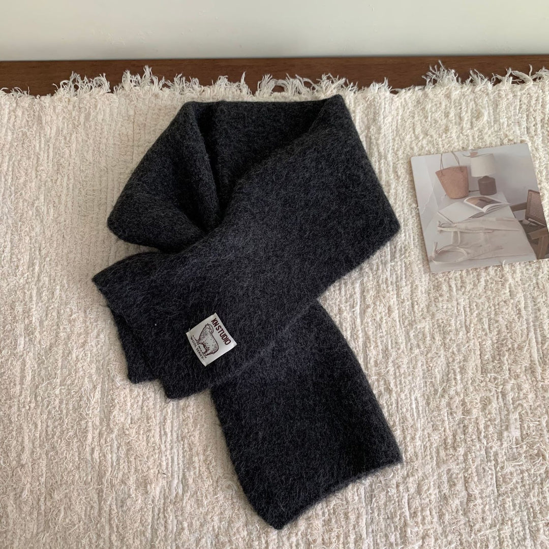 Kurzer Strickschal mit Schlitz, Alpakawollmischung