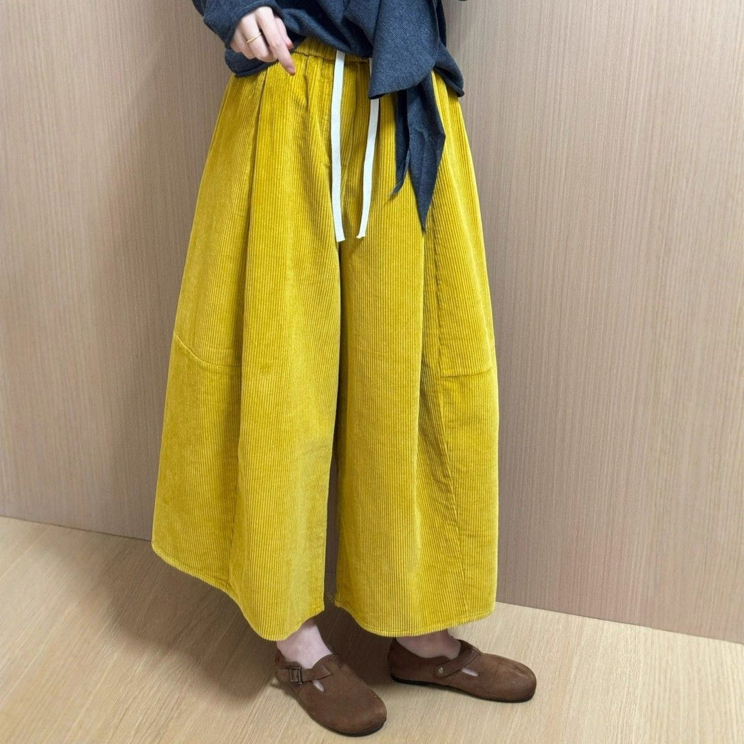 Damen-Cordhose mit weitem Bein und elastischem Bund