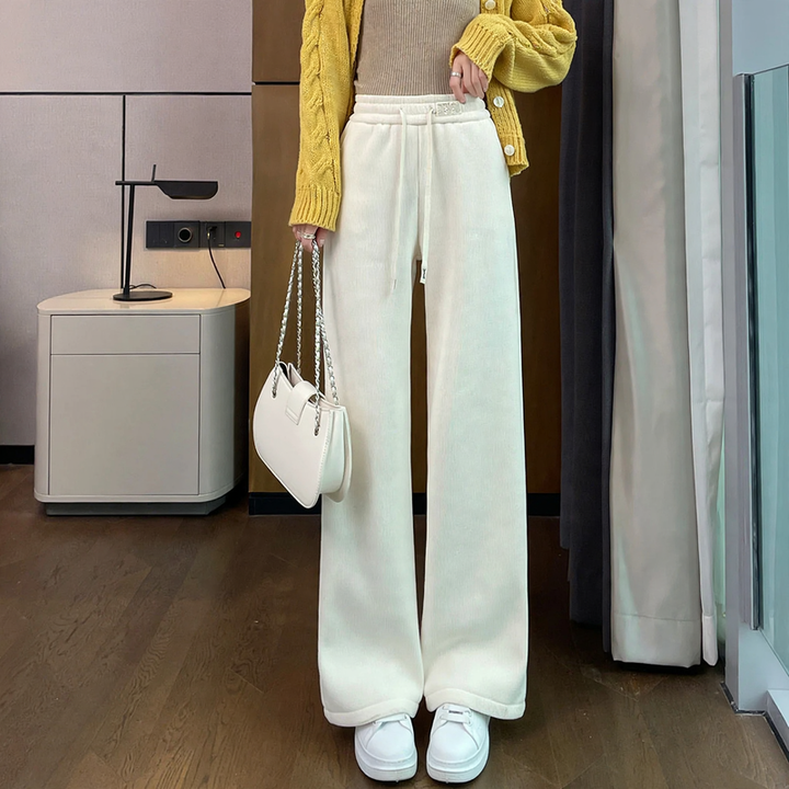 Schmale Chenille-Kordhose für Damen