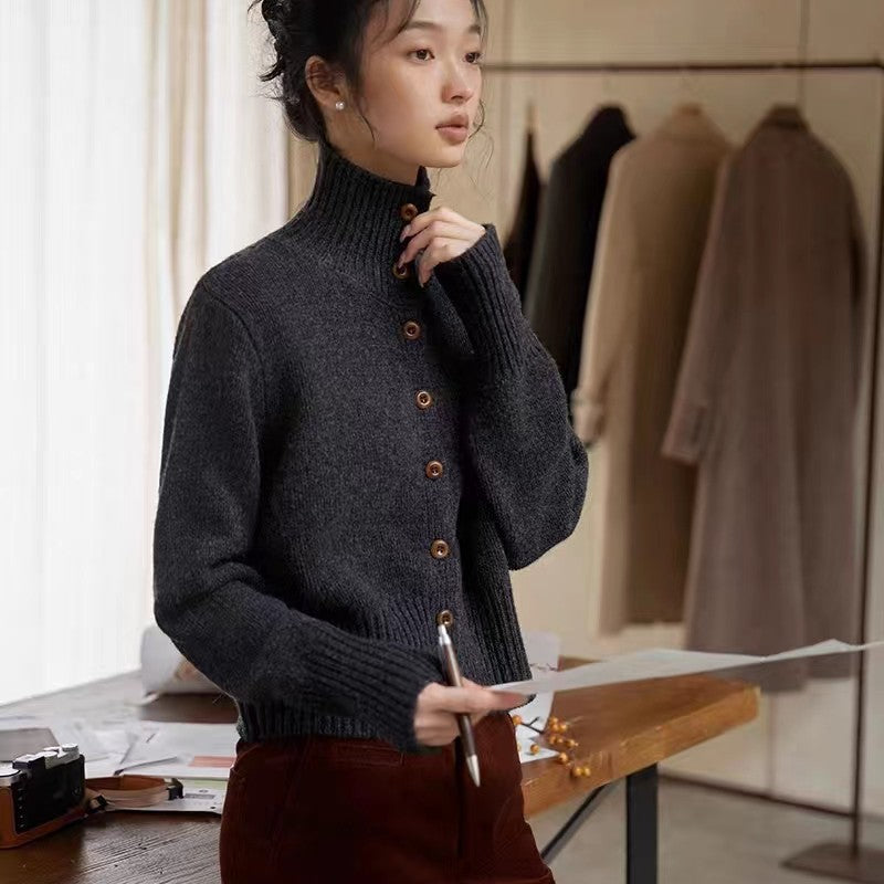 Damen-Strickjacke aus 100% Wolle, Stehkragen