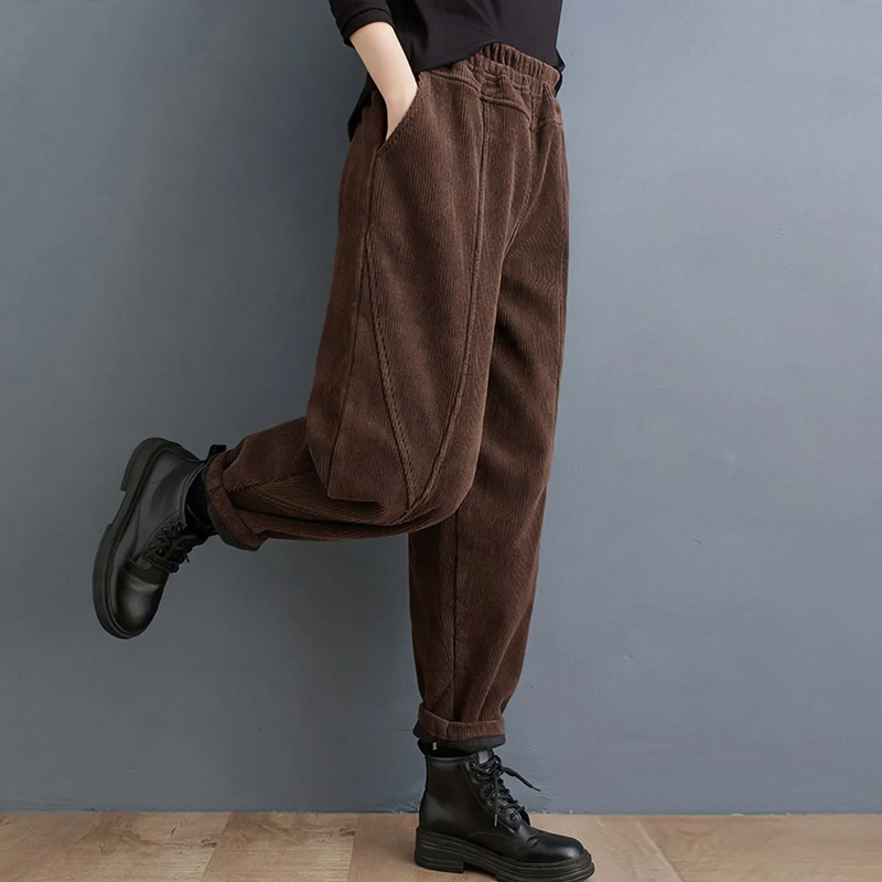 Kordhose für Damen, weiter Schnitt, gefüttert
