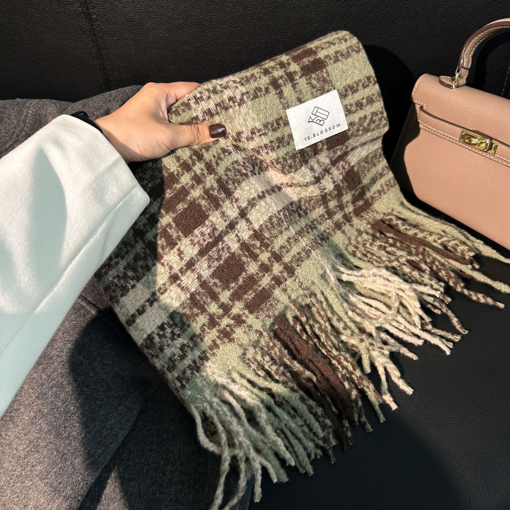 Dicker karierter Schal aus Mohair-Optik