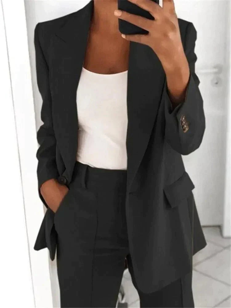 Echoarchiv | 2 Teiliger Blazer Anzug für Damen