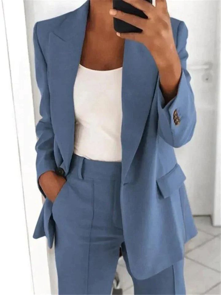 Echoarchiv | 2 Teiliger Blazer Anzug für Damen