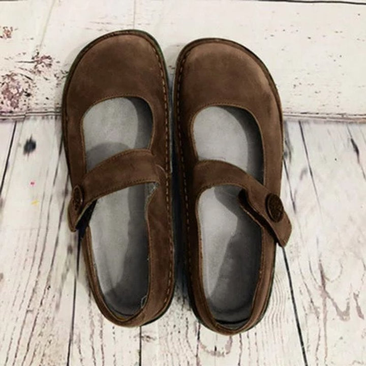 Echoarchiv | Elegante Damenschuhe mit Dekorationen