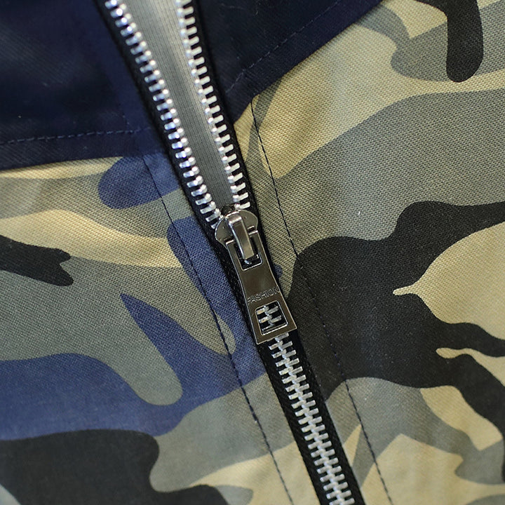 Herren leichte Camouflage-Jacke mit Kapuze und elastischen Bündchen Echoarchiv