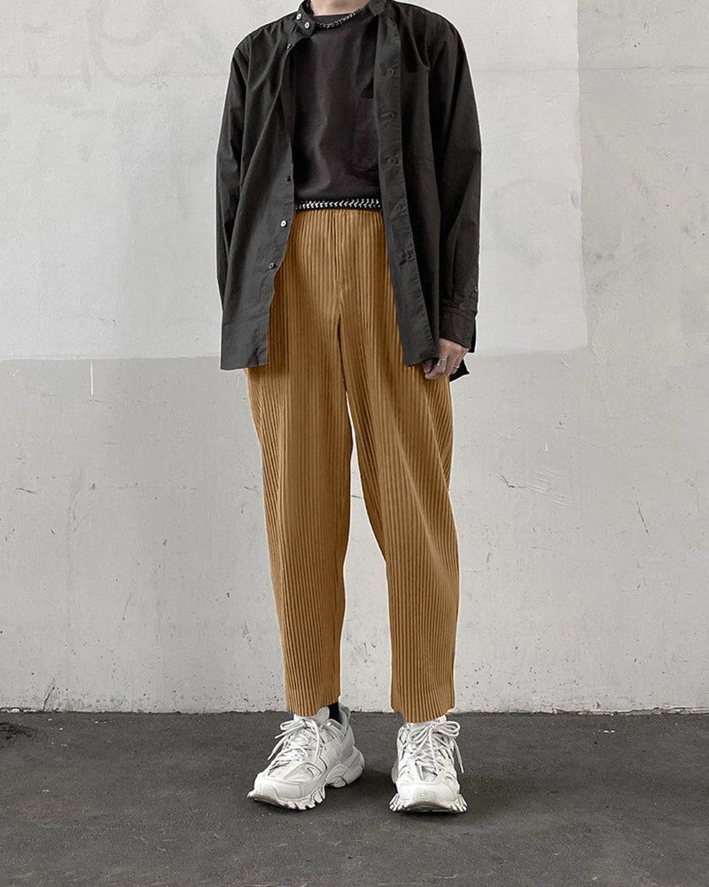 Herren Kordhose im Relaxed-Tapered-Schnitt mit feiner Breitkordstruktur – Sorevano