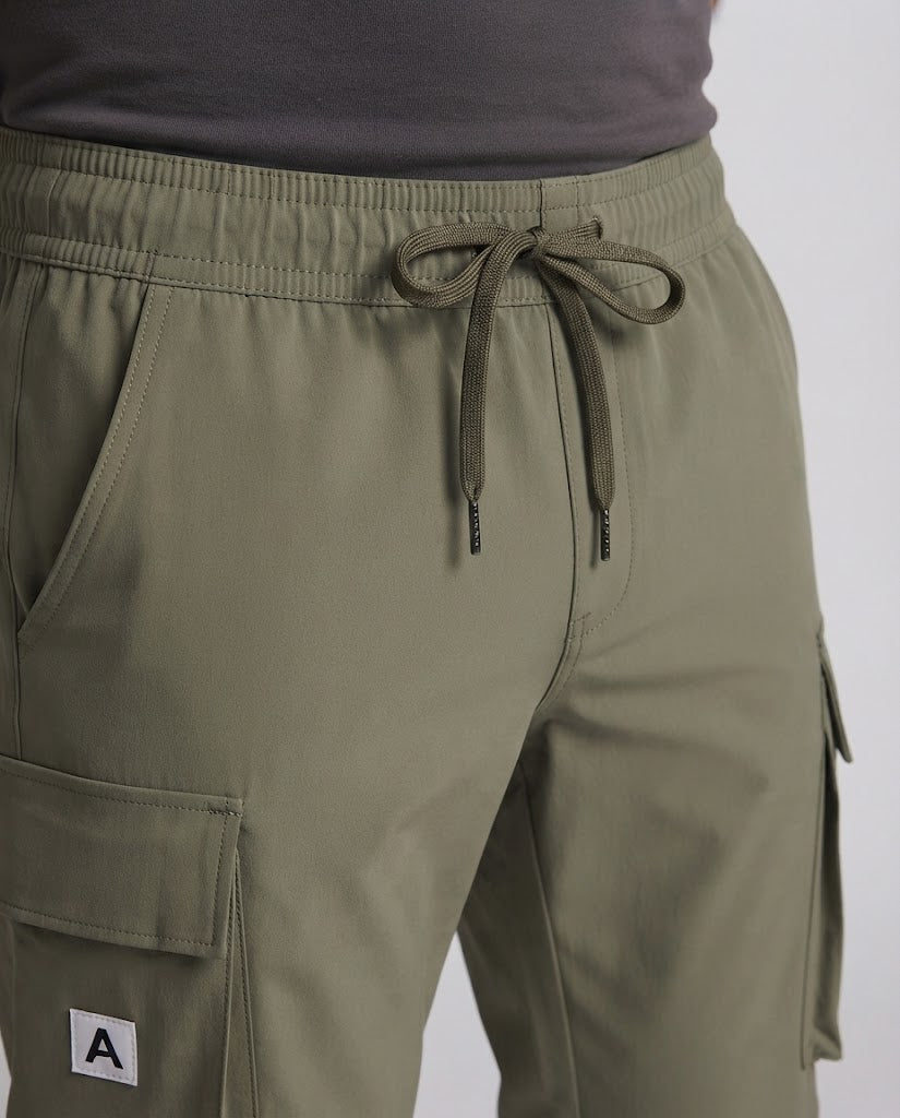 Herrenmode Cargo-Hosen mit mehreren praktischen Taschen Echoarchiv
