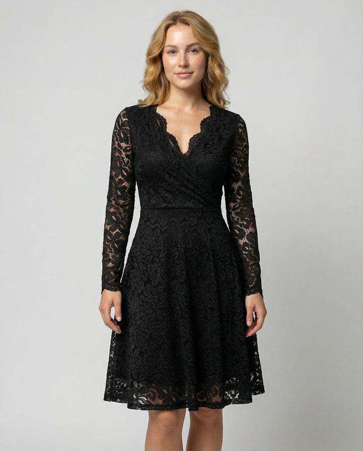 Elegantes Spitzenkleid Damen | Echoarchiv
