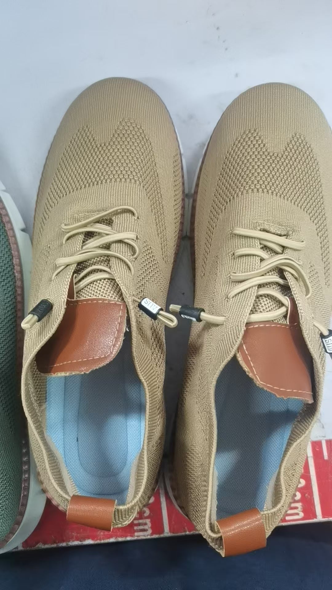 Ultrabequeme Herrenschuhe – Tavélo