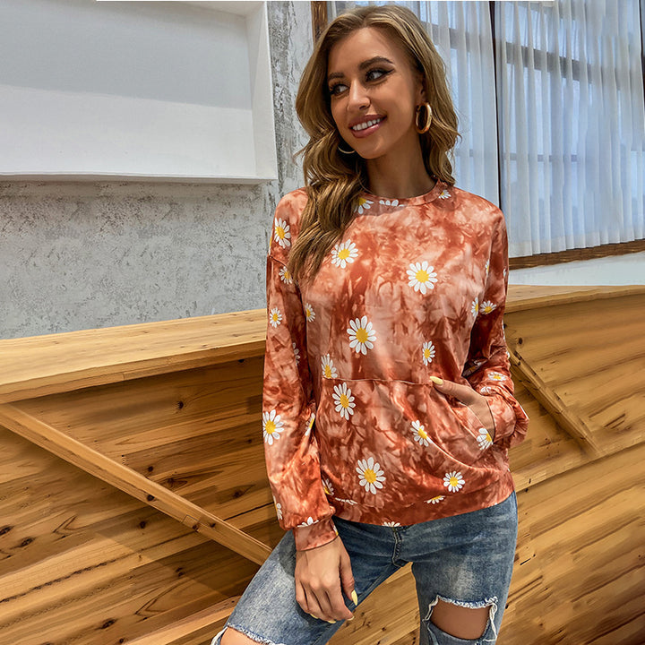 Damen locker geschnittenes Sweatshirt mit Gänseblümchen‑Print Batik‑Optik und Kängurutasche – Avérine