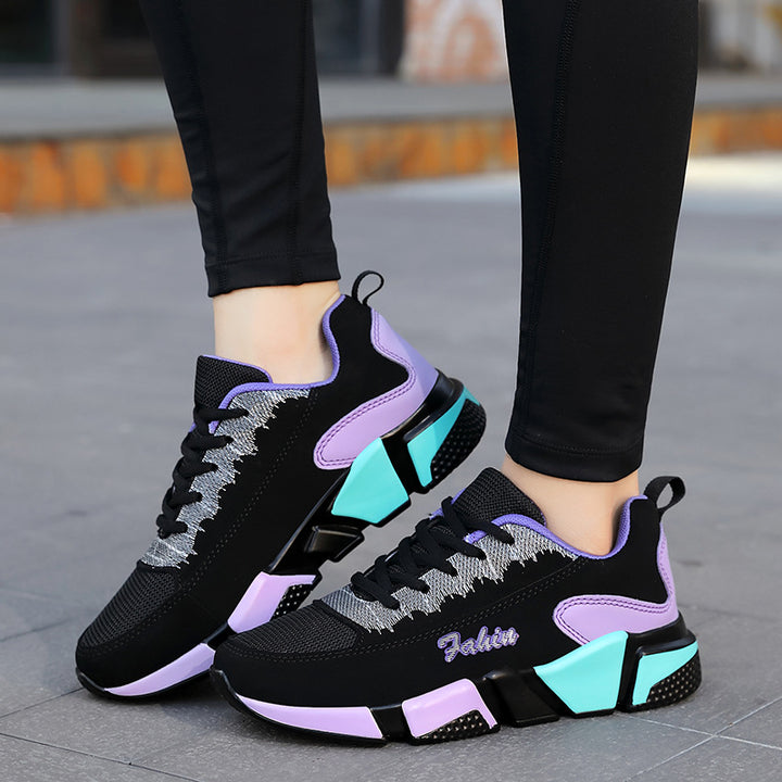 Damen nan sportlicher Plateau-Sneaker mit stoßdämpfender Blocksohle, gepolstertem Komfortfußbett und Mesh-Einsätzen Echo Archiv