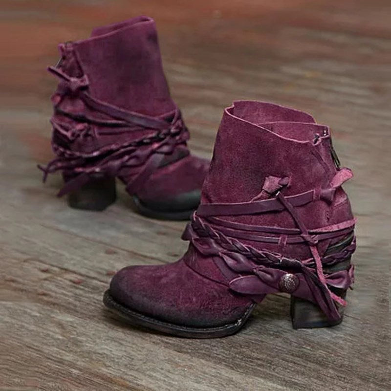 Damen nan Retro Wildlederstiefelette mit geflochtenen Lederbändern und kurzem Blockabsatz Echo Archiv
