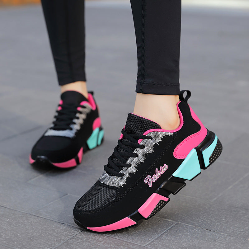 Damen nan sportlicher Plateau-Sneaker mit stoßdämpfender Blocksohle, gepolstertem Komfortfußbett und Mesh-Einsätzen Echo Archiv