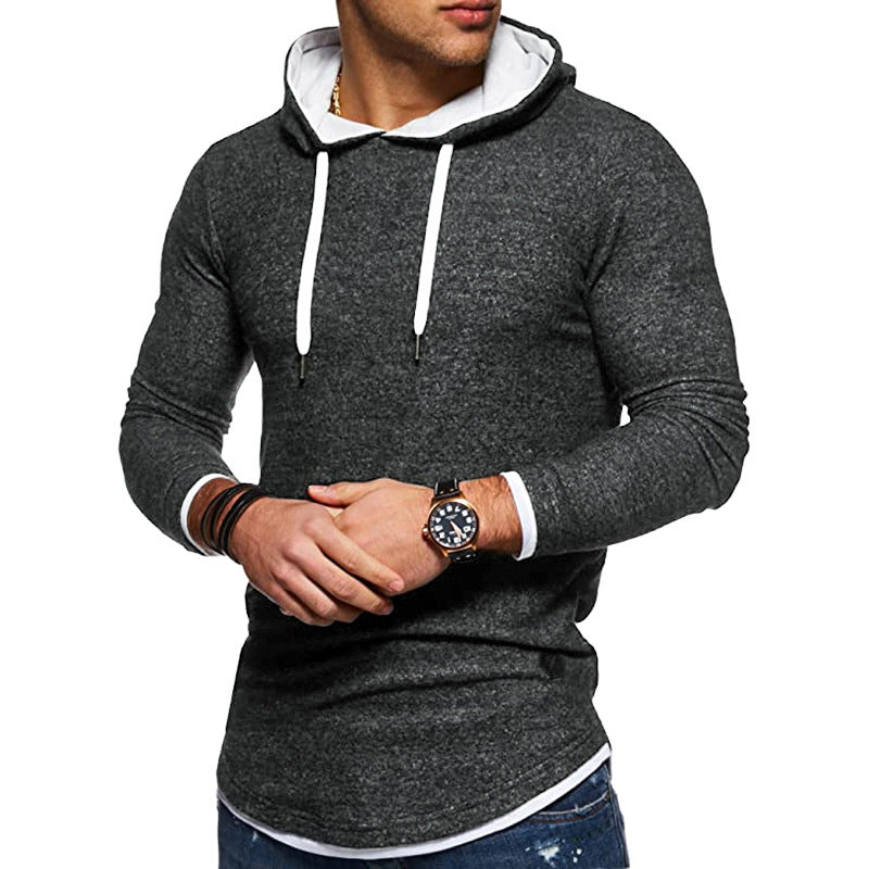 Herren Sweatshirt mit innovativem Layering-Design und kontrastierender Kapuze Echoarchiv